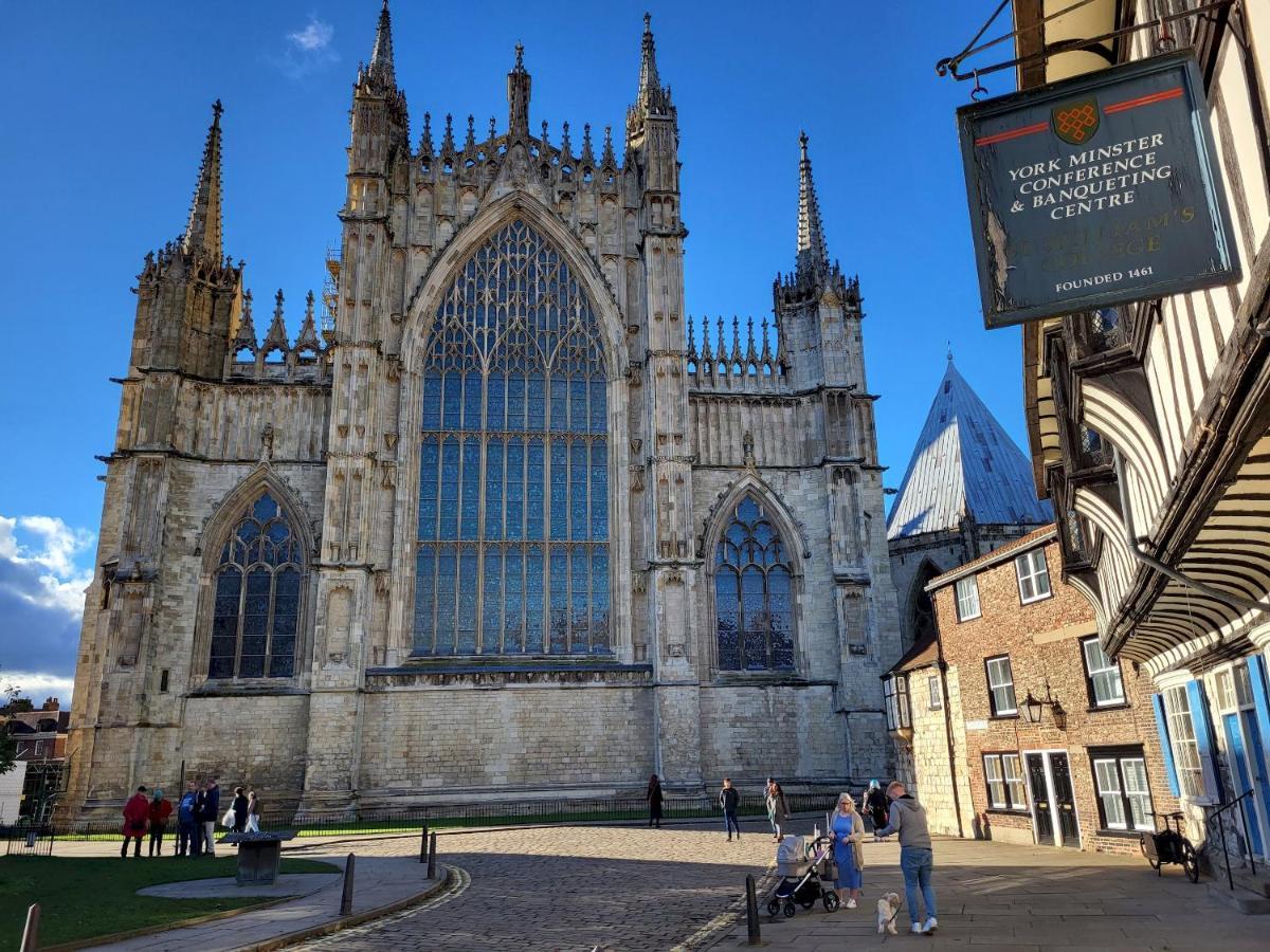 York Minster View Villa Exterior photo